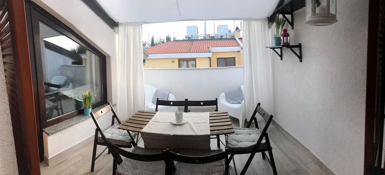 Apartments Michelle 乌马格 外观 照片
